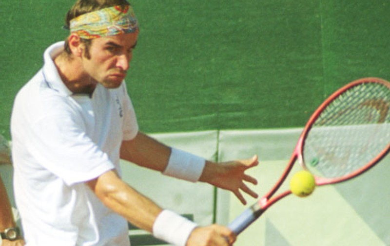 Monica Niculescu ne-a adus aminte de o dramă de-acum 19 ani. Cum și-a bătut joc Adrian Voinea de meciul din Cupa Davis, cu Olanda! GALERIE FOTO