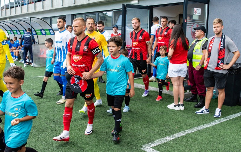 Decizie controversată la meciul dintre Csikszereda și Universitatea Craiova. Ce s-a întâmplat la stadion?