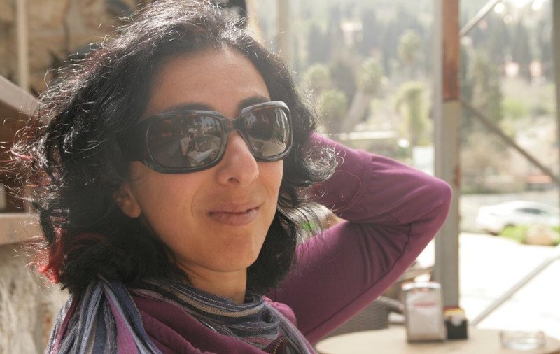 INTERVIU. Viața unei mari scriitoare, întoarsă acasă, în Israel, după 20 de ani. Despre războiul permanent, frică și adaptare: „Eu pot fi fericită în orice loc”