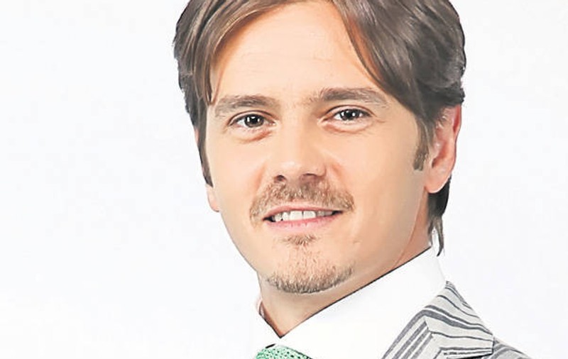 Mihai Petre ţine cursuri de dans! Iată ce elevi talentaţi are!