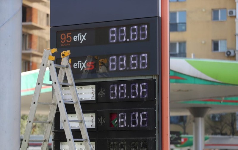 Benzina și motorina s-au scumpit din nou, sâmbătă, 25 aprilie 2026. Cât costă un litru de carburant în București, Cluj-Napoca, Timișoara, Iași și Constanța