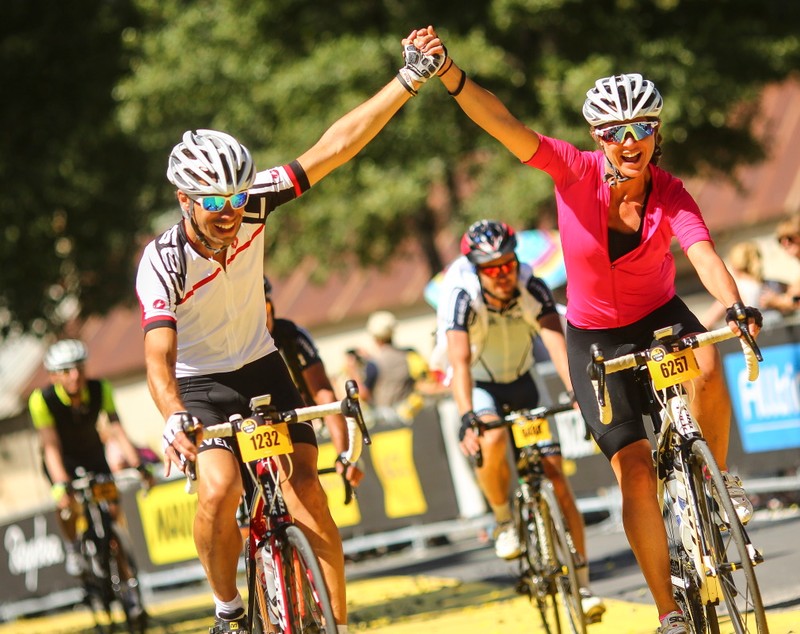 Înscrie-te la prima ediție a competiției L’Étape România by Tour de France și vino să punem împreună Bucureștiul pe harta internațională a ciclismului pentru amatori
