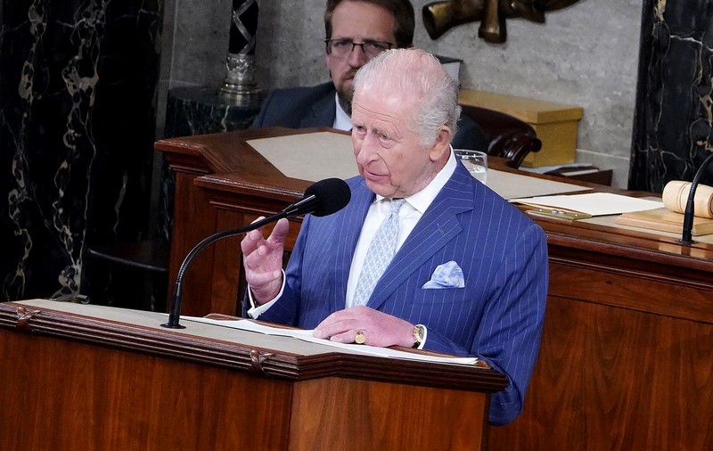 Regele Charles al III-lea apără NATO în Congresul SUA și este aplaudat în picioare: „Am fost alături de voi după 11 septembrie”