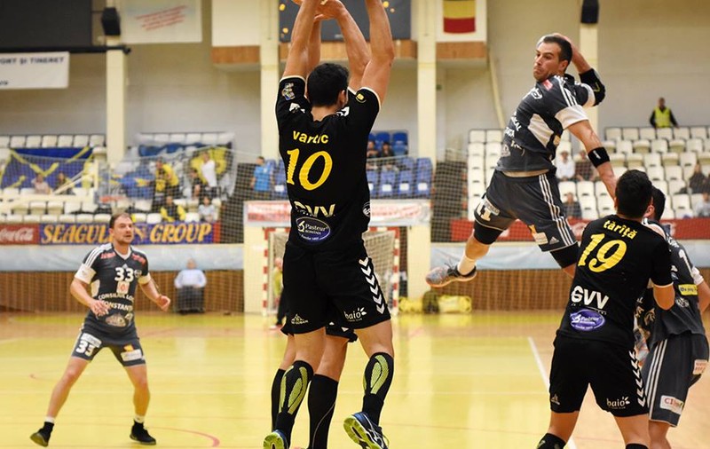 HC Dobrogea Sud Constanța a ratat calificarea în grupele Cupei EHF. Victorie amară cu tripla deținătoarea a Ligii Campionilor / VIDEO