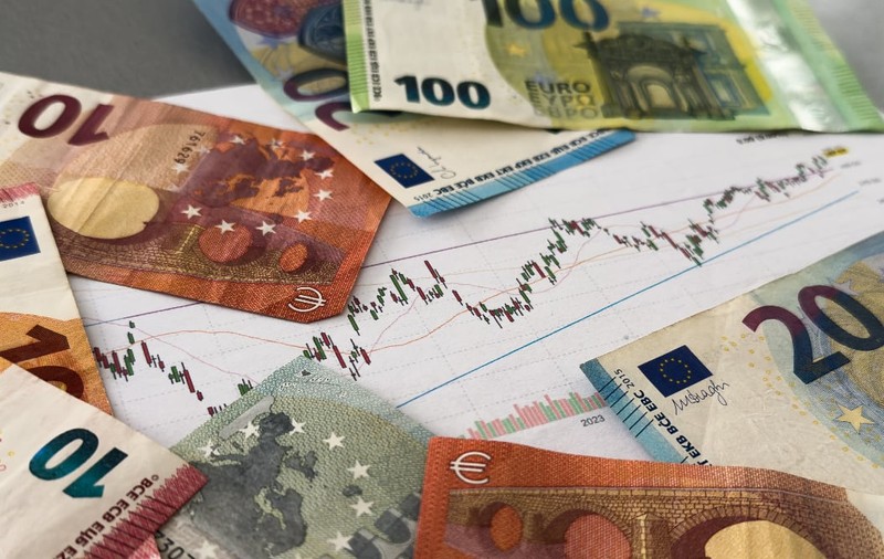 România, pe primul loc în UE la costul datoriei publice. Statul plătește cele mai mari dobânzi pentru împrumuturi