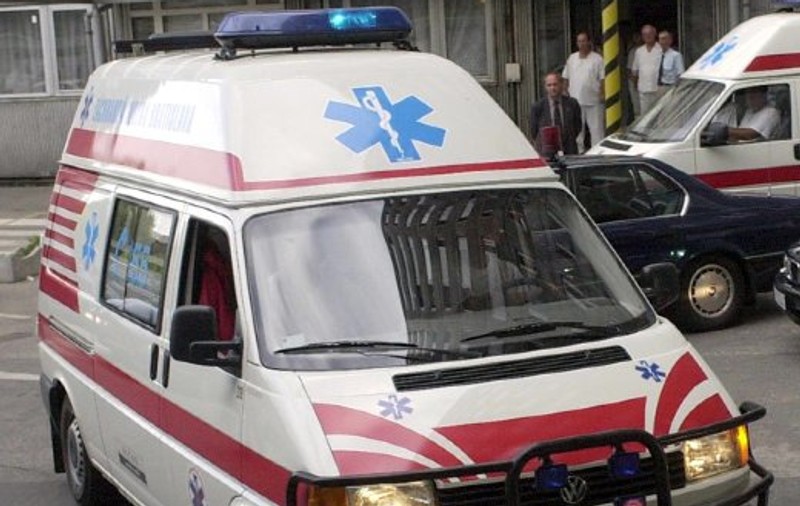 A stat o săptămână cu cadavrul geamănului său în casă