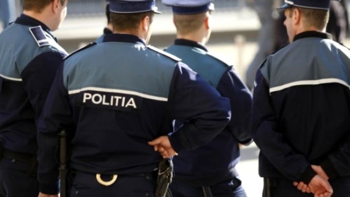 Ministerul Afacerilor Interne a aprobat Majorări salariale între 5-10 % pentru 28.000 de polițiști de la 1 februarie