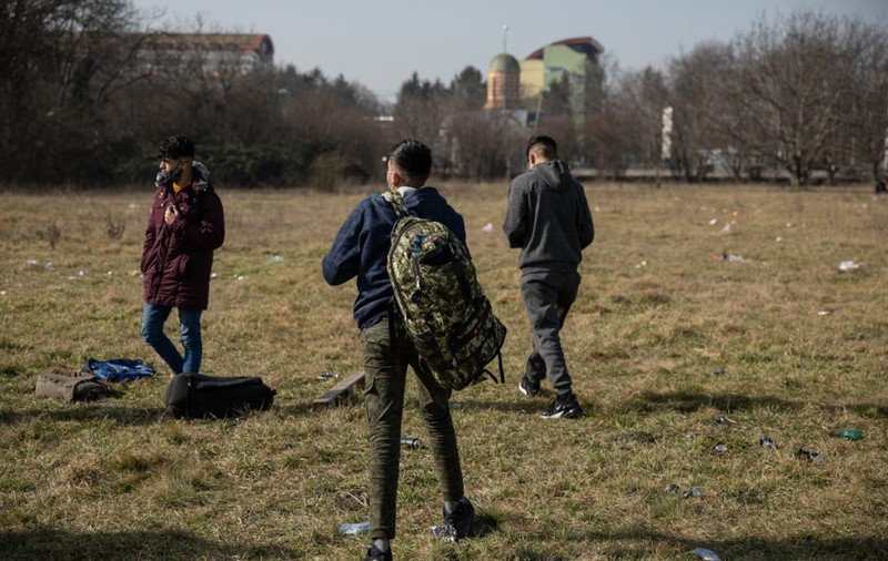 Mărturiile dramatice ale afganilor care au fugit de talibani și au ajuns în România. De ce le refuză statul cererile de azil