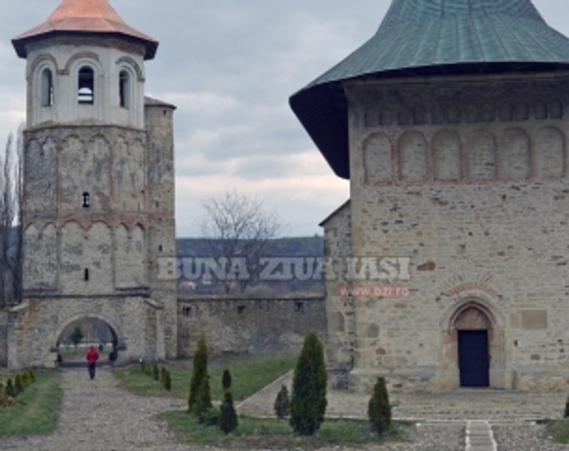Ce s-a ales de ultima mănăstire a lui Ștefan cel Mare. Nimeni nu își asumă renovarea lăcașului de cult | FOTO