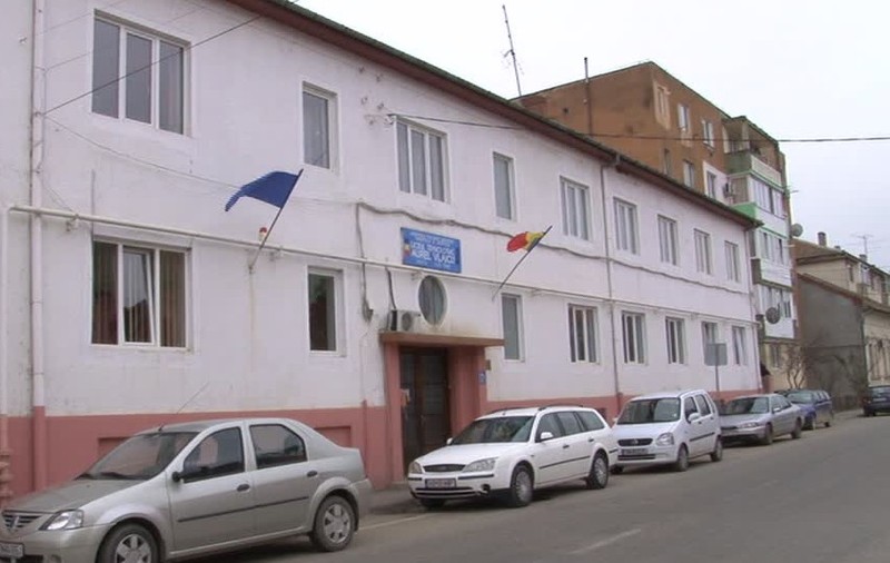 Profesoară din Lugoj condamnată la 9 luni de închisoare, după ce a bătut un elev. Sentința e definitivă, dar pedeapsa e amânată cu termen de supraveghere de 2 ani