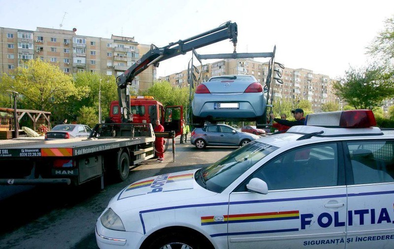 Lista străzilor din București de pe care se vor ridica mașinile parcate neregulamentar, din 26 august