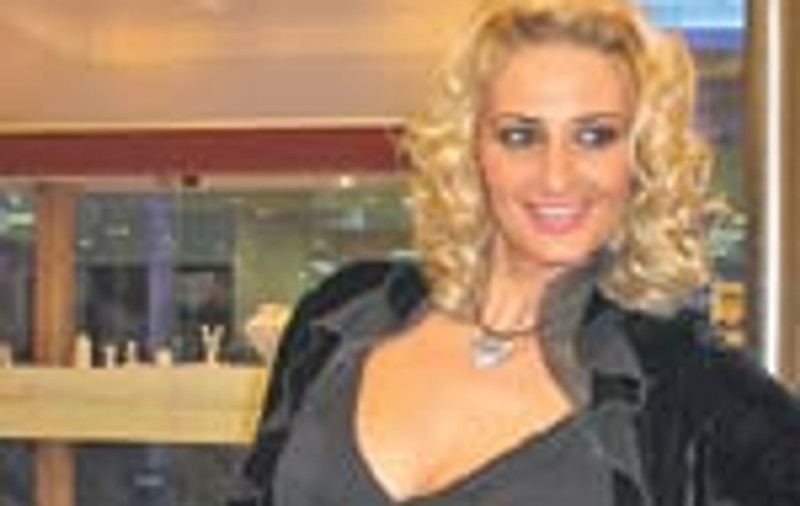 JULIA: CEAS DE 5.000 EURO