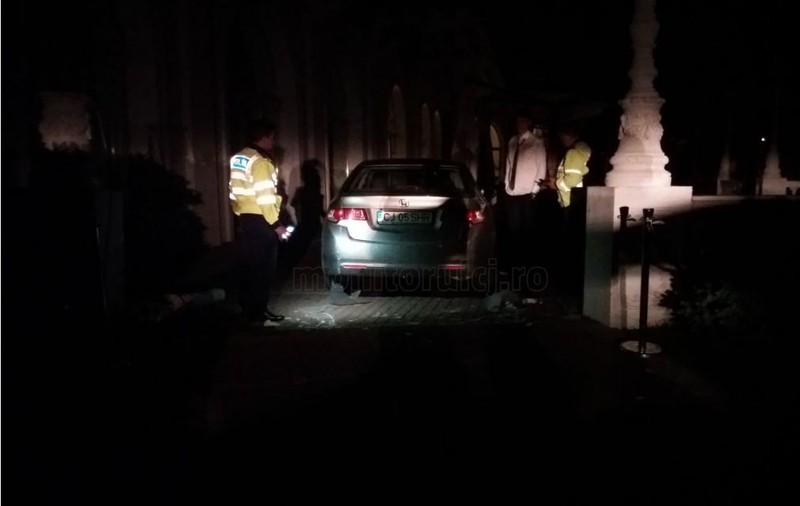 A intrat cu mașina într-un hotel de lux din Cluj. Gestul unui tânăr beat, după o ceartă cu iubita la banchet