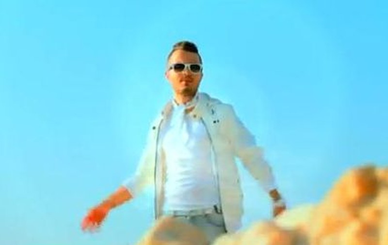Residence Deejays & Frissco au lansat videoclipul "Watch the sun" | VIDEO