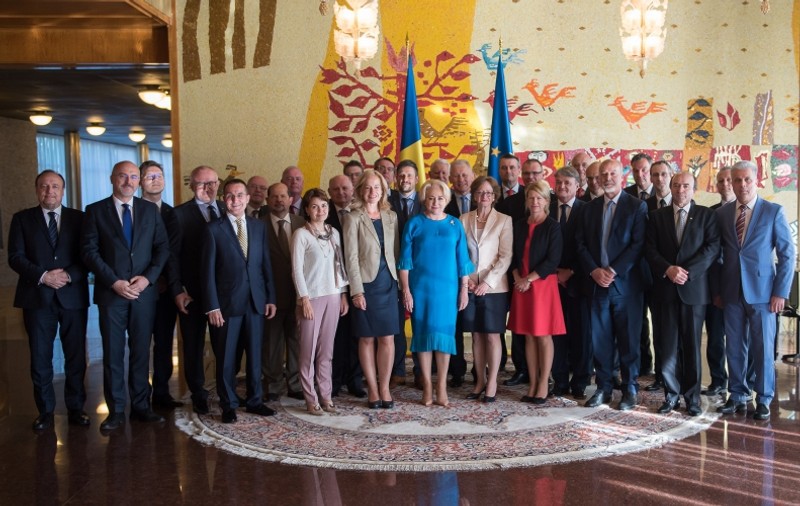 Dăncilă s-a întâlnit la Guvern cu ambasadorii UE la București; Raportul GRECO, modificările Codurilor și mutarea Ambasadei din Israel, pe agenda discuției