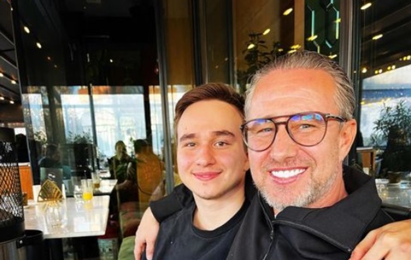 Cum a apărut Luca Reghecampf cu iubita Asiana Peng la botezul lui Liam. A avut un mesaj pentru Bebeto, fratele lui care nu a participat la eveniment