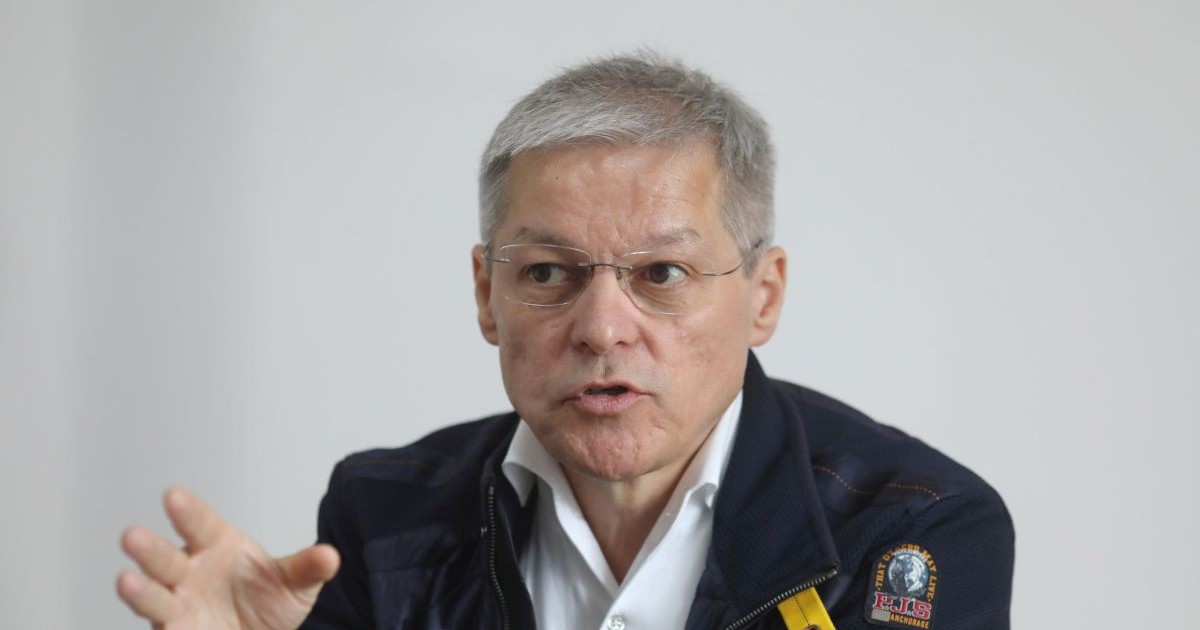 Dacian Cioloș sustine o conferinta de presa, joi, 18 mai 2023, in Timisoara.