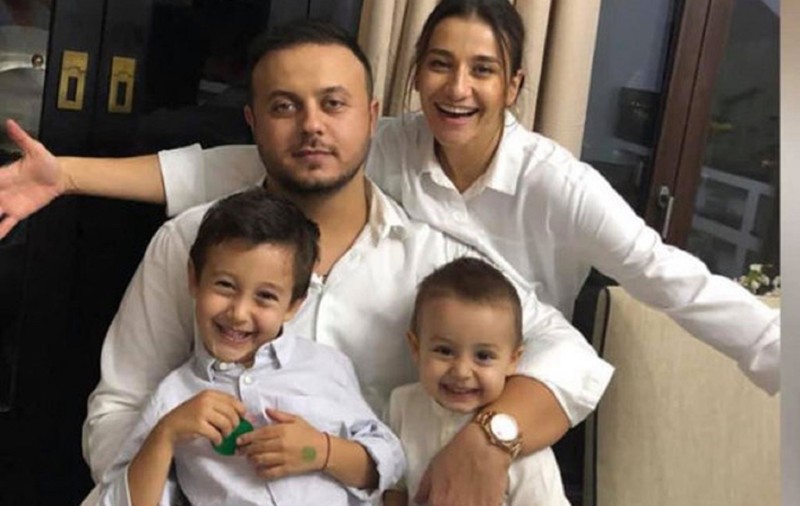 Gabi Bădălău, în vacanță cu copiii, în străinătate. Claudia Pătrășcanu a rămas în România: „Dor nebun de voi”