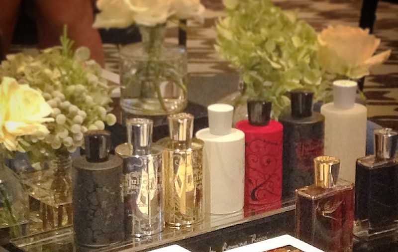 Românii s-au dat, anul trecut, cu peste 6.000 tone de parfum importat
