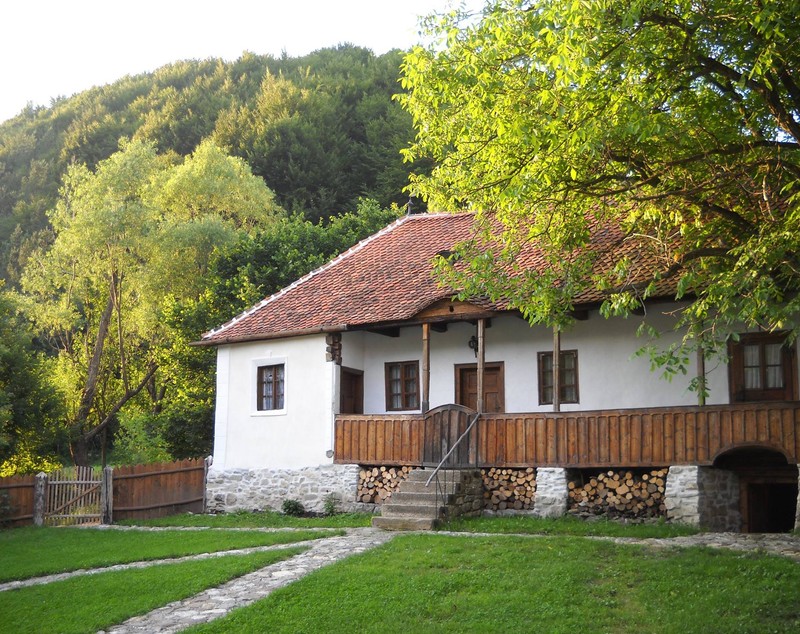 The New York Times a vizitat înainte de încoronare casa din Transilvania a regelui Charles, una dintre cele 56 de cabane, 12 case și 7 palate pe care acesta le deține