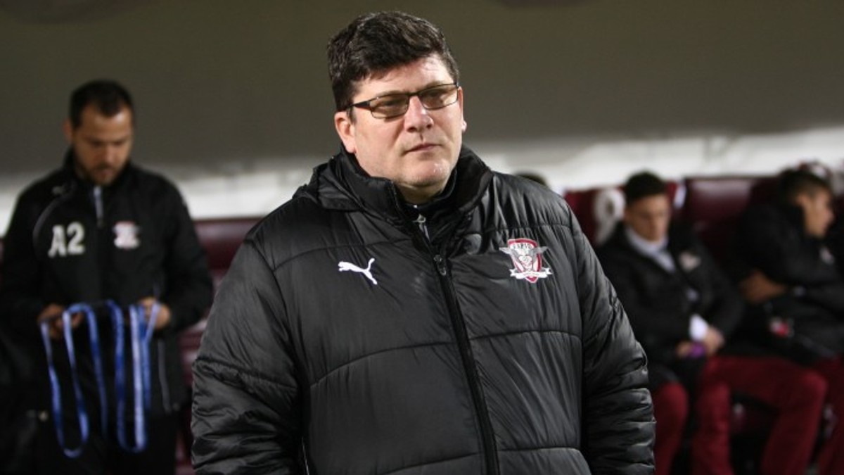 Profesorul Cristian Pustai vrea să bată Steaua
