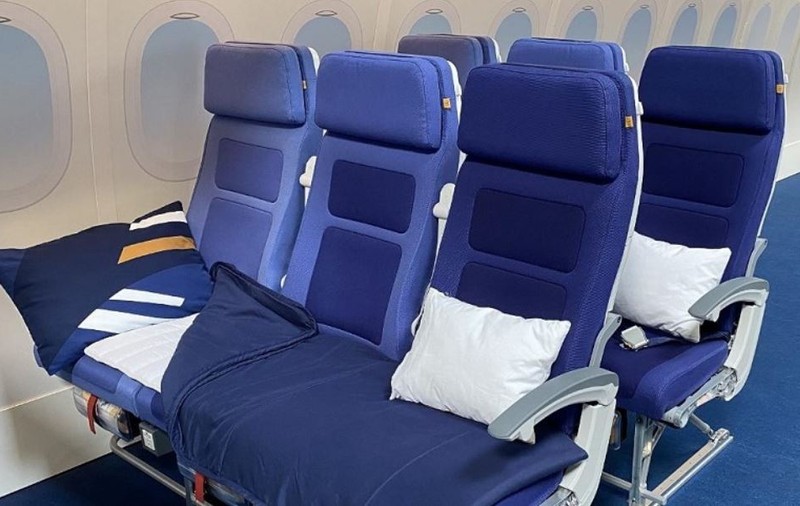 Trei scaune, pentru un singur pasager. Noul serviciu testat de Lufthansa pentru cursele lungi