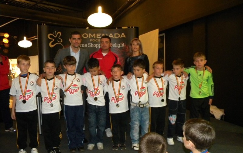 Dani Coman a premiat copiii - campioni