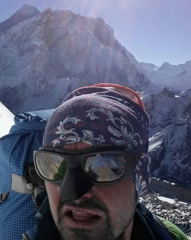 Cutremur în Nepal, avalanșă pe Everest. Alpinistul Alex Găvan e teafăr / FOTO