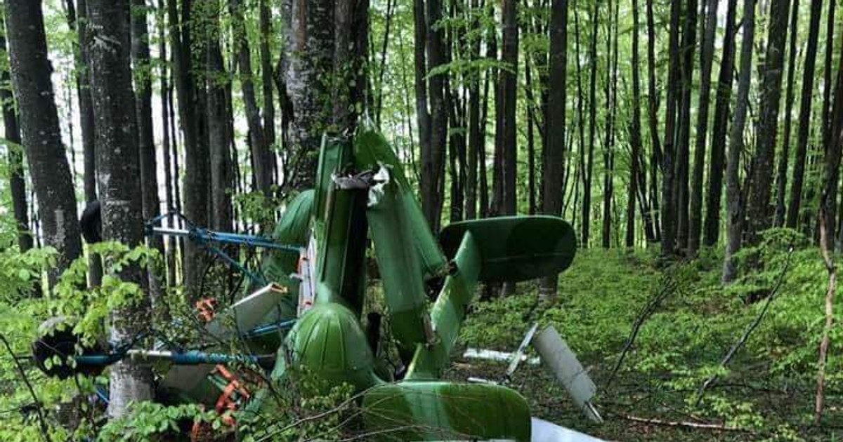 Un elicopter clandestin s-a prăbușit în Maramureș