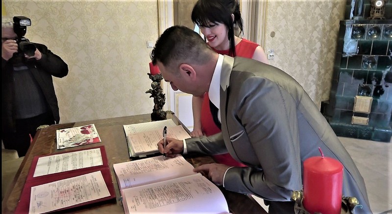 Christian Sabbagh s-a căsătorit cu iubita însărcinată. Prima imagine de la Starea Civilă