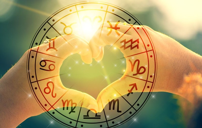 Patru zodii care își vor întâlni dragostea în luna august