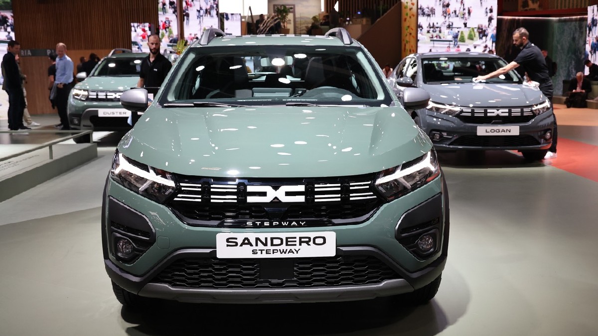 Dacia Sandero Stepway la Salonul Auto de la Paris, pe 17 octombrie 2022