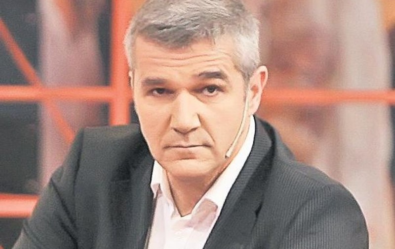 Dan Bittman şi-a plâns părintele cu discreţie