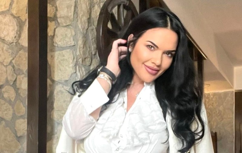 Ioana Năstase susține că a fost agresată de o femeie într-un restaurant de față cu soțul. Reacția lui Ilie Năstase: „Lui îi plăcea ce se întâmplă”
