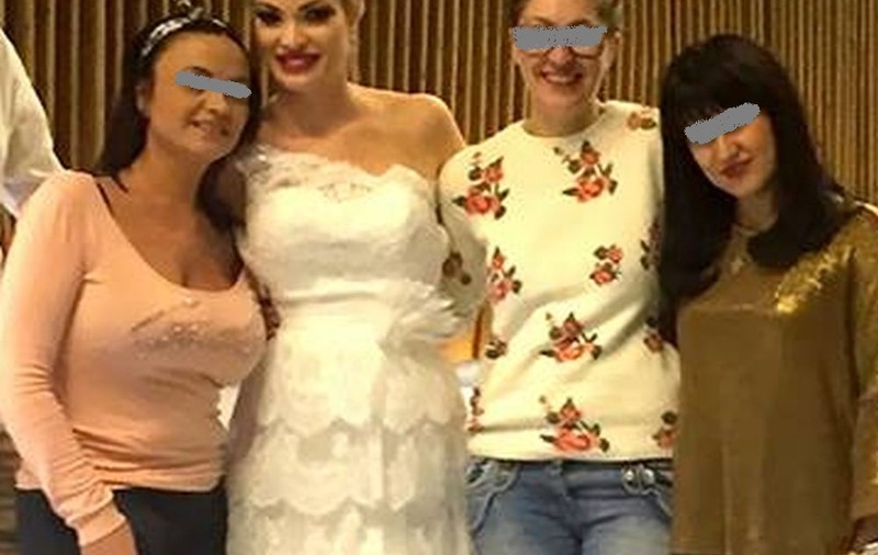 Bat clopotele de nuntă? Valentina Pelinel, dată de gol la Târgul de mirese