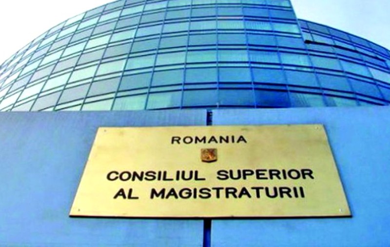 Schimb de replici între Augustin Lazăr și Tudorel Toader, la CSM. „Propunerea de revocare este nelegală”. Tudorel Toader: "Vă place funcţia de general"