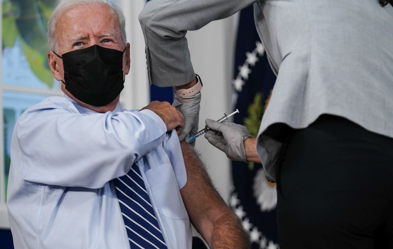 Președintele american, Joe Biden, a primit a treia doză de vaccin anti-COVID-19