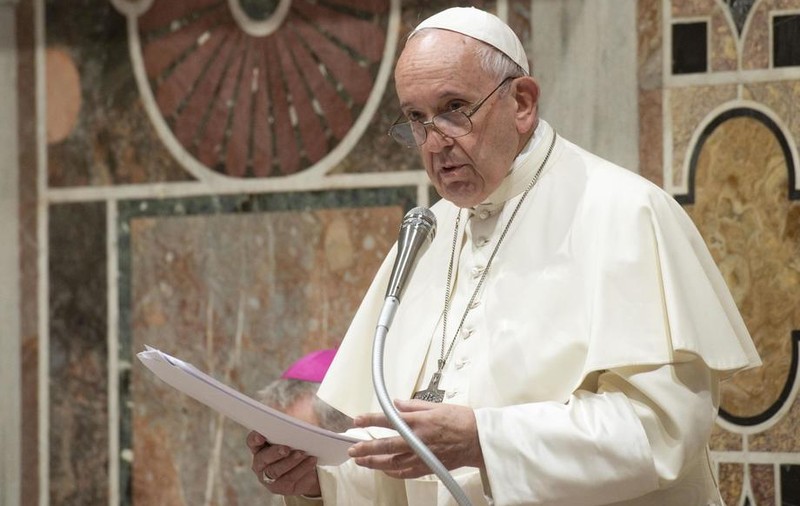 Papa Francisc i-a asemuit cu Hitler pe politicienii homofobi și antisemiți