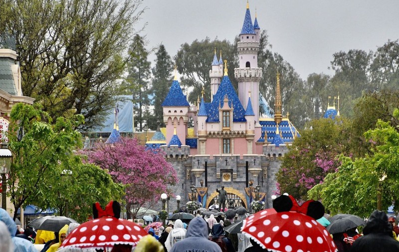 Un cuplu a locuit timp de 15 ani într-o casă din Disneyland și nimeni nu s-a prins