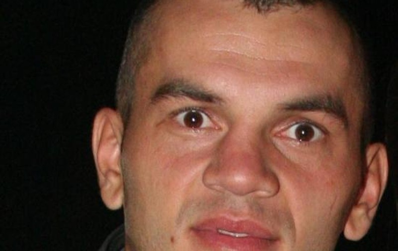 Luptător K1 dus la poliţie, după ce a fost prins într-o maşină furată