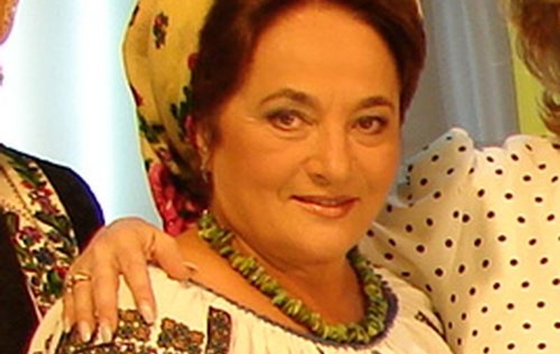 Ce AGRESIVĂ este și ce URÂT VORBEȘTE Laura Lavric!