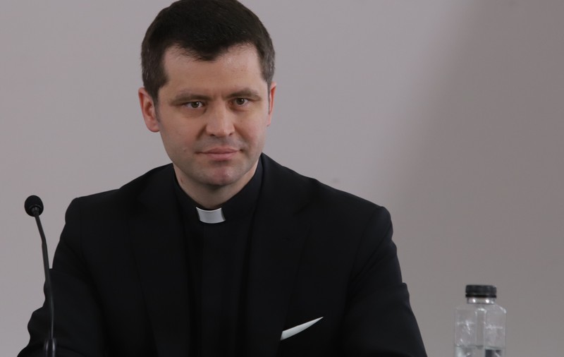 Preotul Francisc Doboş s-a vaccinat anti-COVID: „Să evităm pandemia urii și a demonizării”