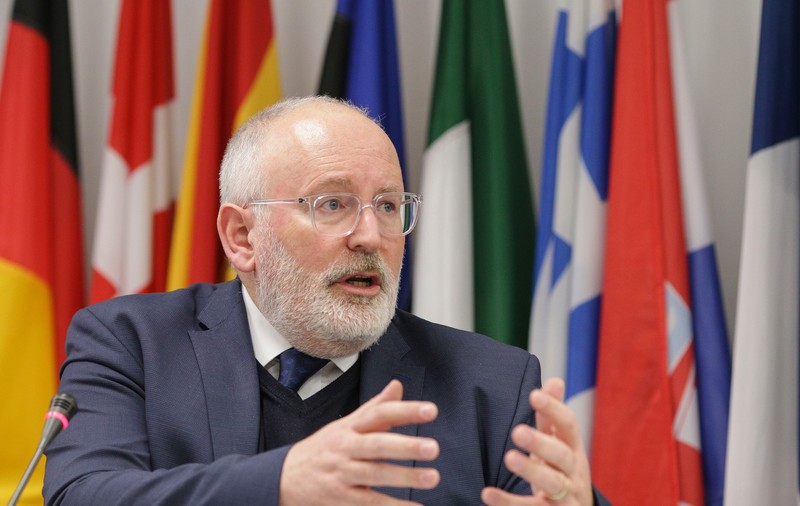 Editorial de Claudiu Săftoiu. Vizita lui Timmermans: e bine, dar nu e bine cu România