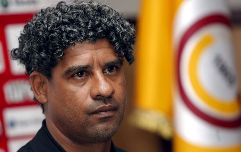 Frank Rijkaard se însoară cu fosta bonă a copiilor săi