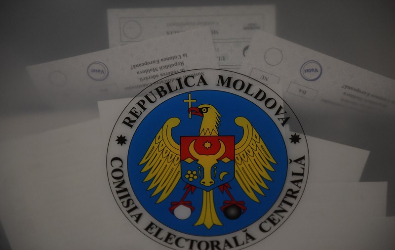 Două secții de votare în Iași, la turul 2 al alegerilor prezidențiale din Moldova