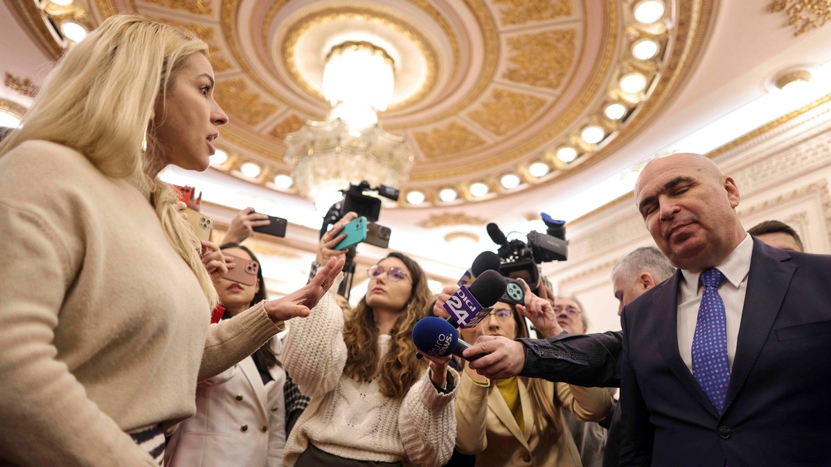 scandal Senat Bolojan