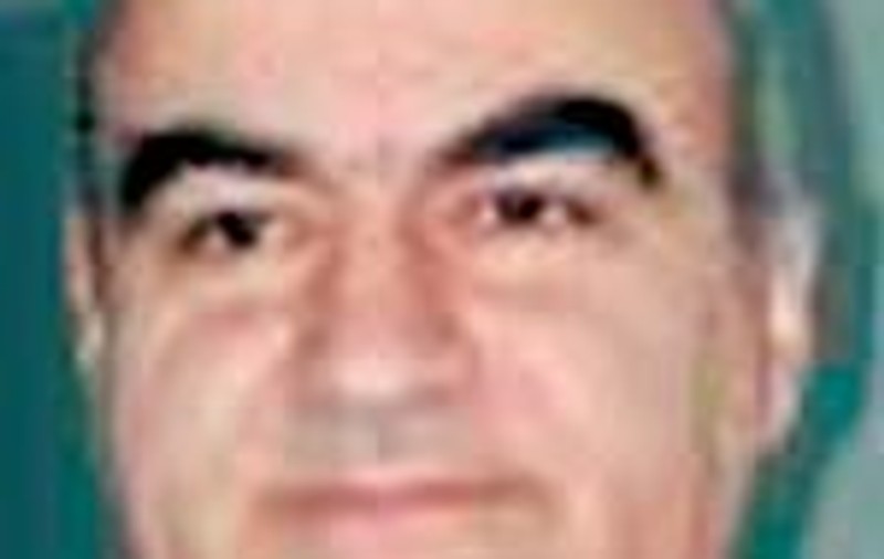 El  a operat de apendicita un copil sanatos