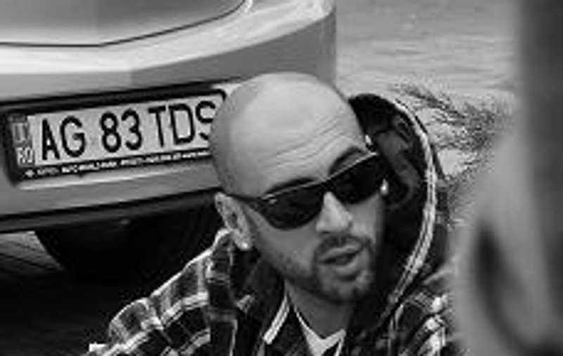 CRBL lansează în această seară clipul piesei “K-Boom” filmat alb negru 