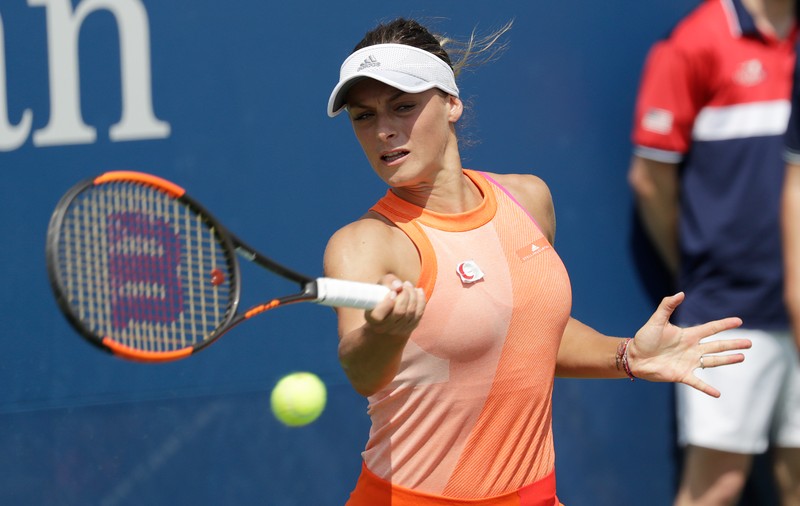 Ana Bogdan a învins-o pe Kristina Mladenovic și s-a calificat în premieră în turul 2 la Australian Open