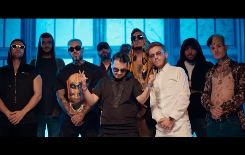 Jianu, un rapper român, a fost prins în flagrant într-un taxi din București și a recunoscut imediat